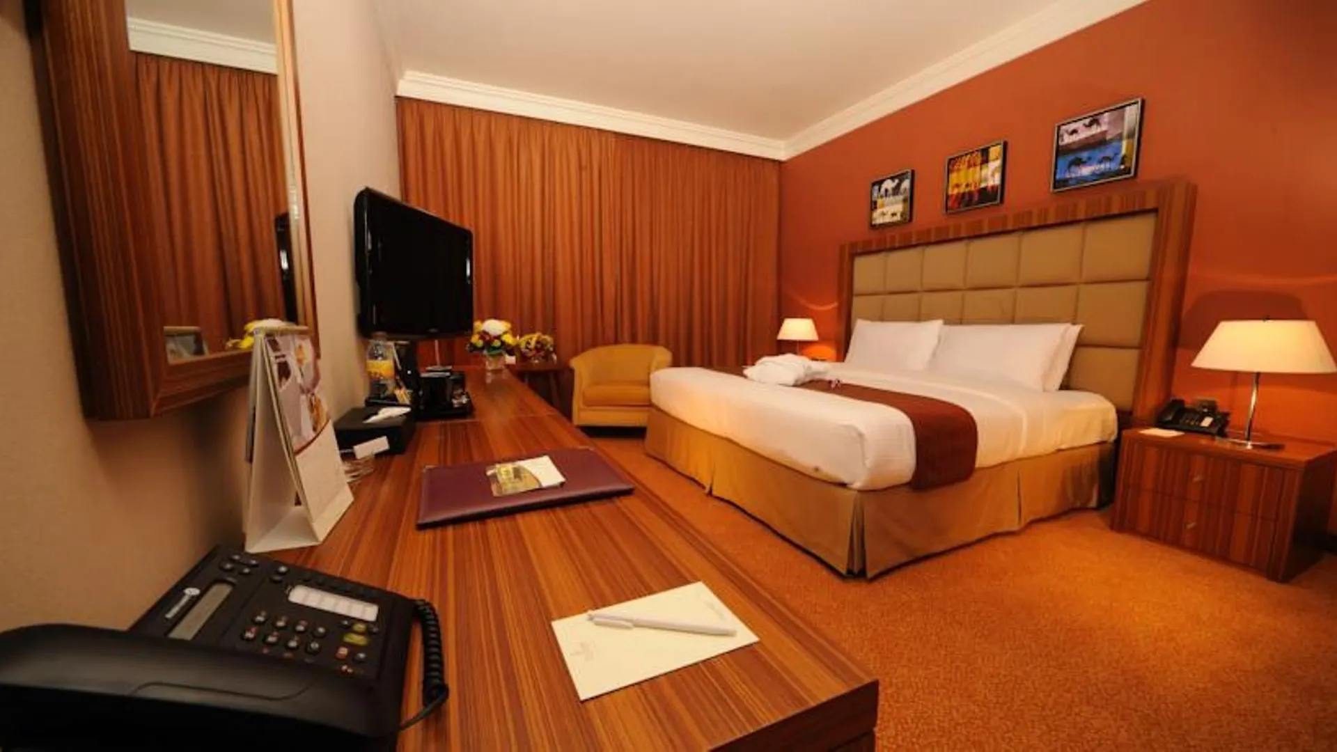 City Seasons Al Hamra Hotel Abu Dhabi