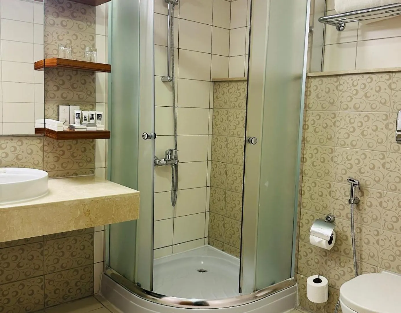 City Seasons Al Hamra Hotel Abu Dhabi