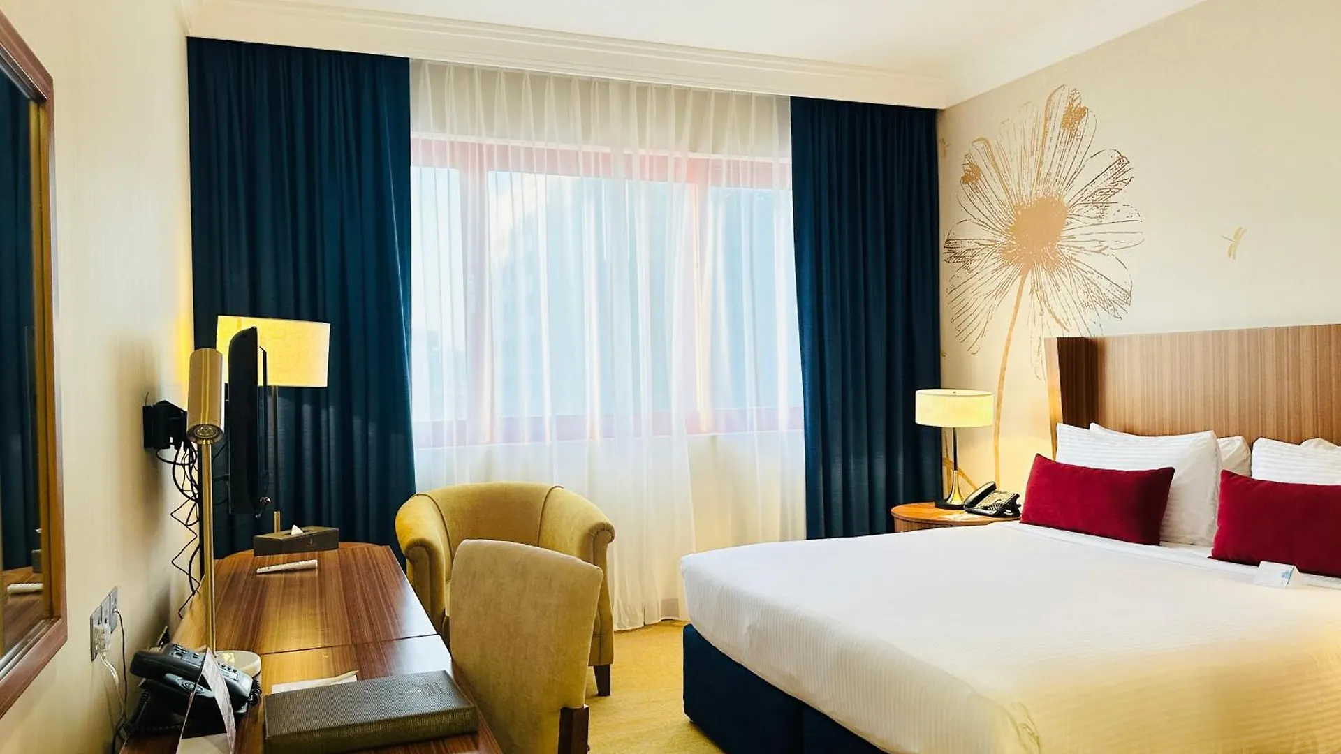 City Seasons Al Hamra Hotel Abu Dhabi 4*,  United Arab Emirates