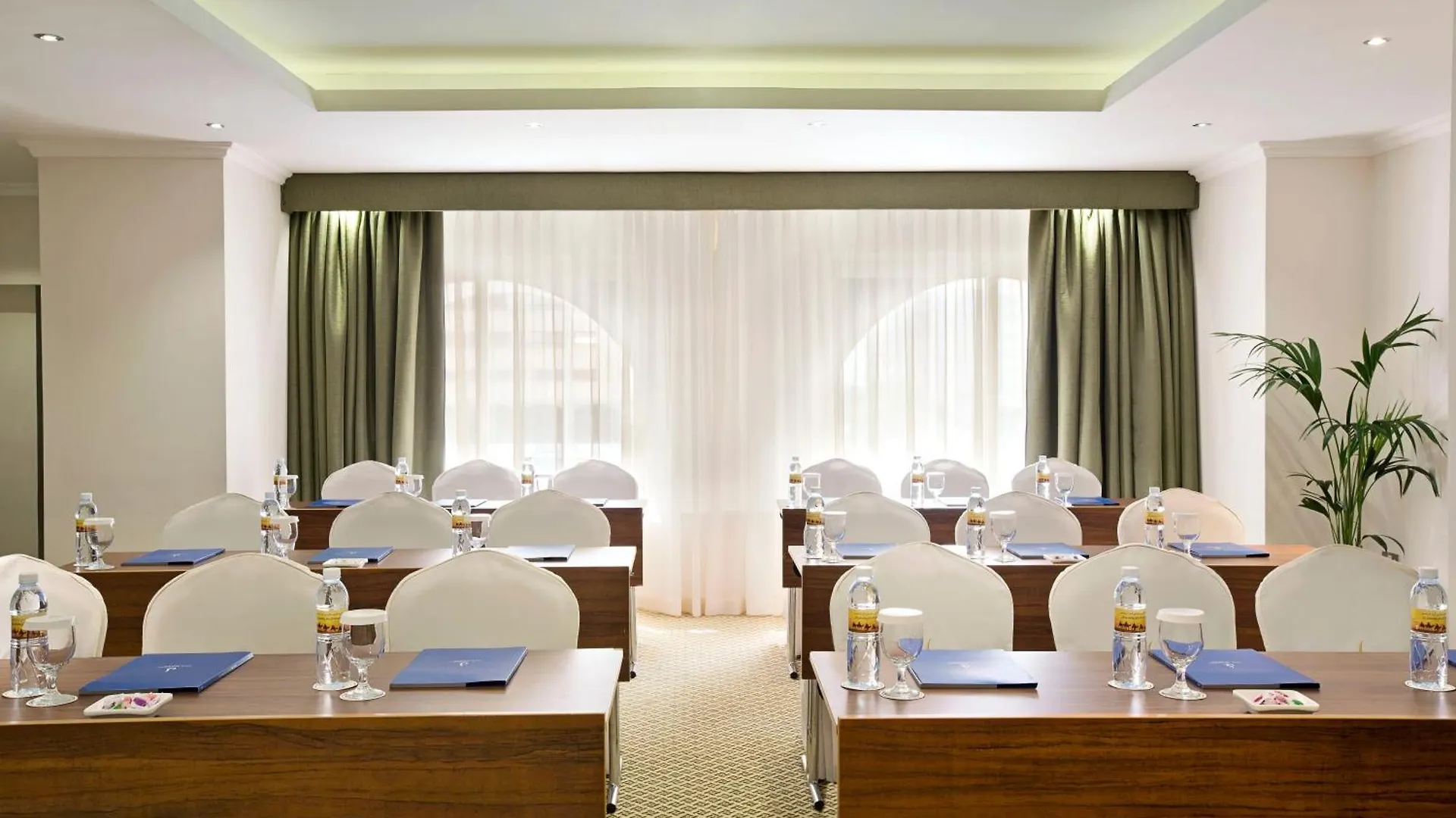 City Seasons Al Hamra Hotel Abu Dhabi Förenade Arabemiraten