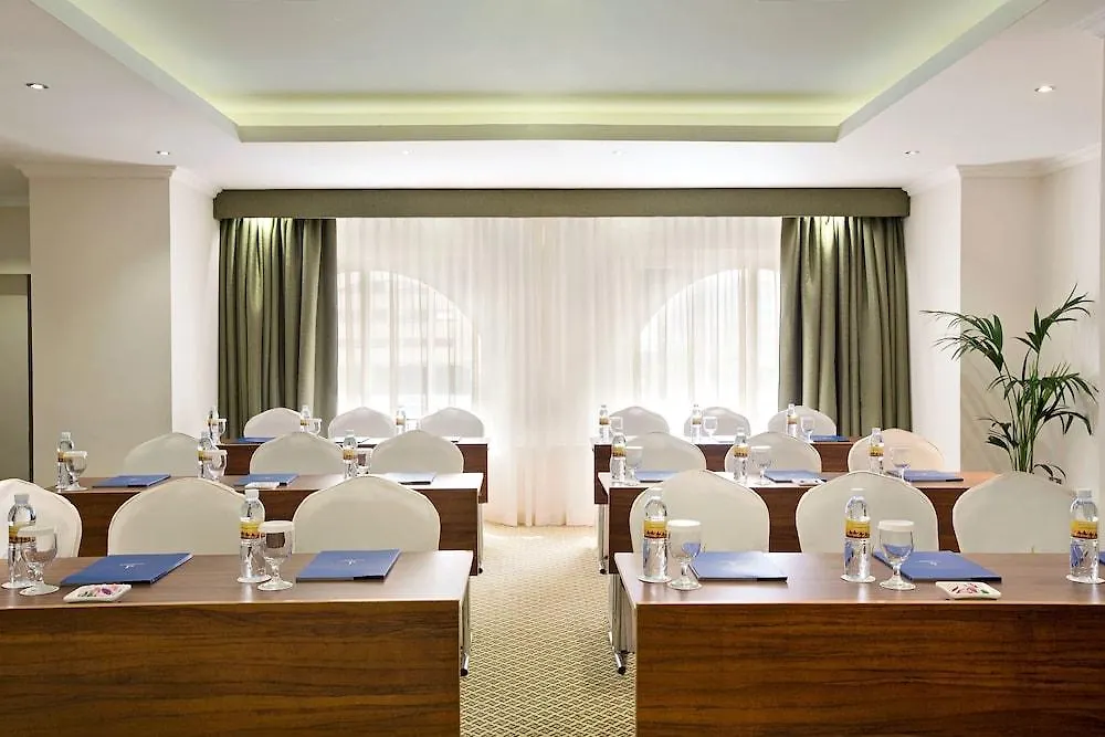 City Seasons Al Hamra Hotel Abú Dhabí