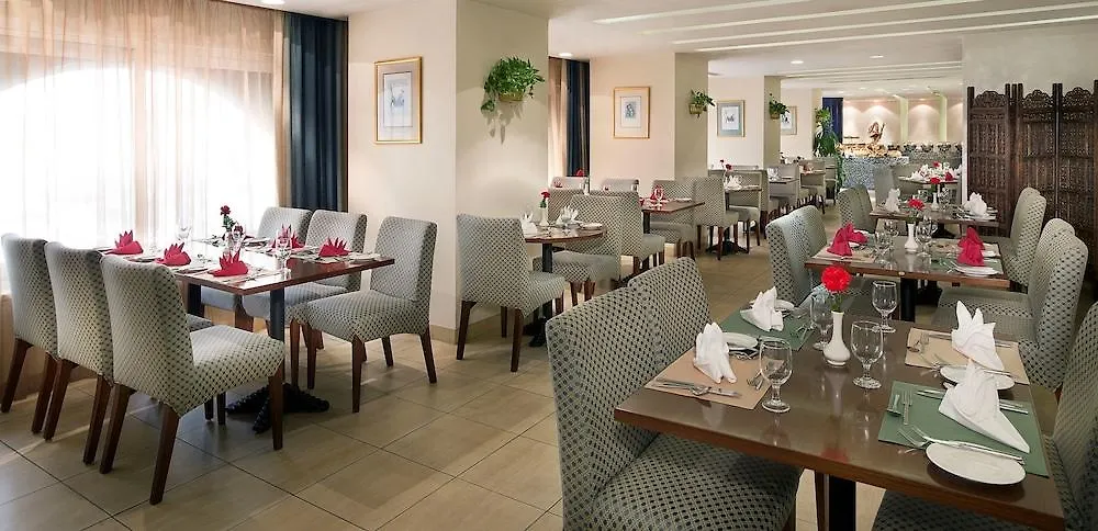 City Seasons Al Hamra Hotel Abú Dhabí