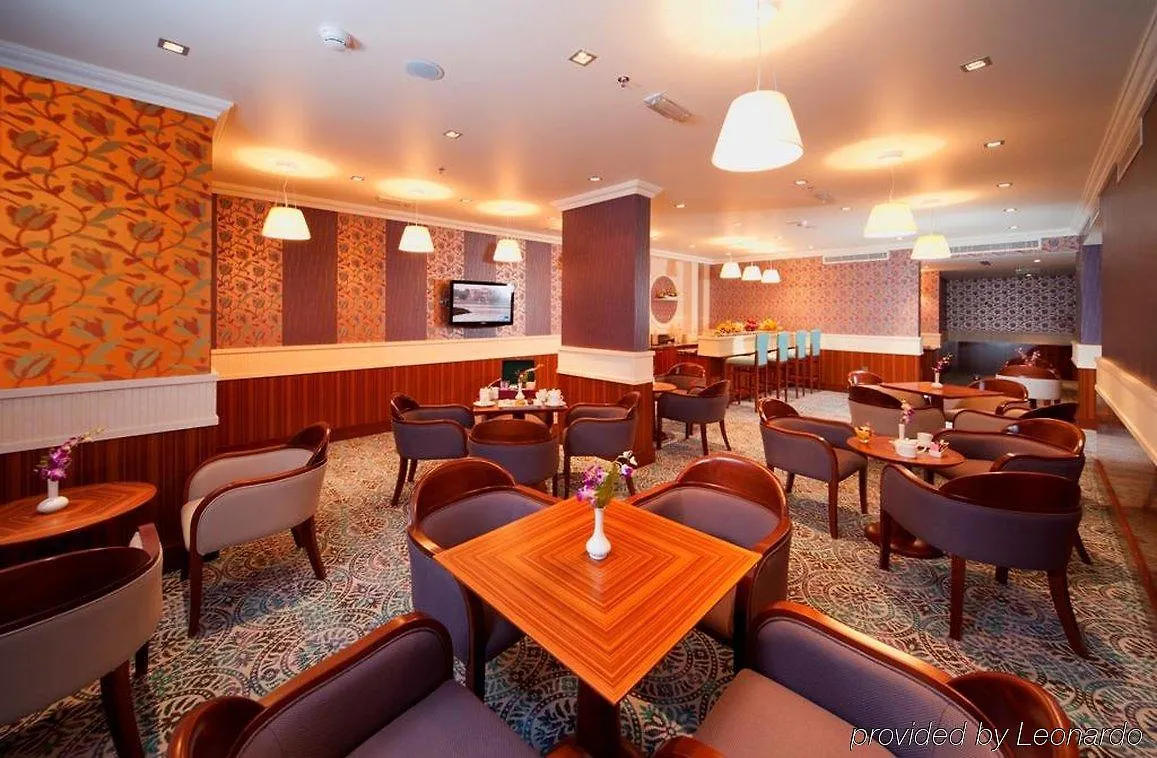 City Seasons Al Hamra Hotel Abú Dhabí