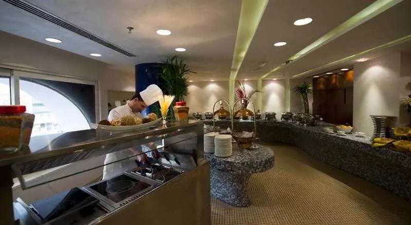 City Seasons Al Hamra Hotel Abu Dabi